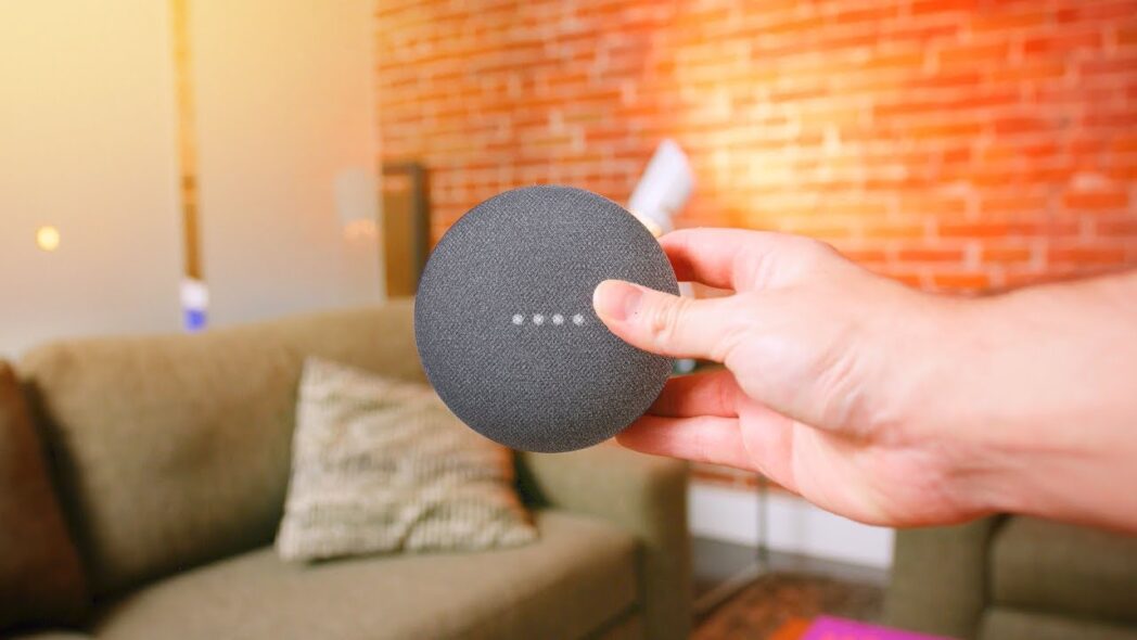tren tay Google Home Mini scaled