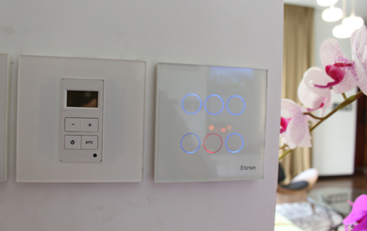 nha thong minh cao cap utron 6