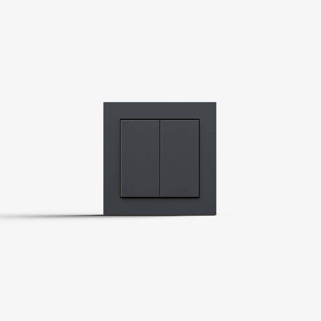 senic switch black scaled