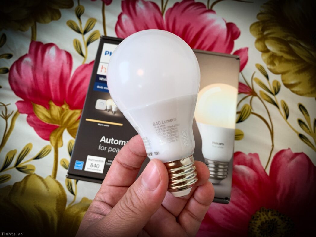 Philips Hue White scaled