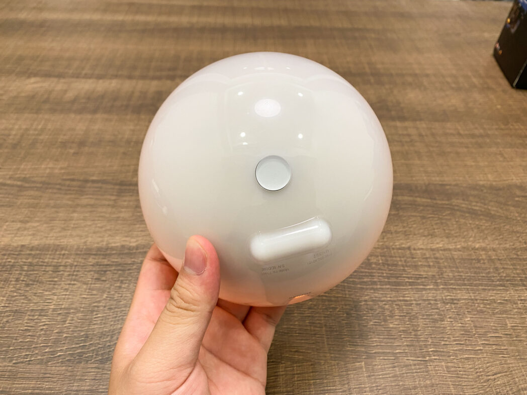 den philips hue go 2 scaled